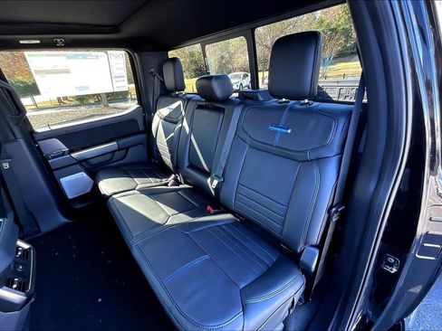 New 2026 Ford F450 Platinum w/ FX4 Off-Road Package image 10