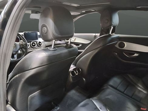 Used 2018 Mercedes-Benz C 300 Sedan w/ Premium Package image 18