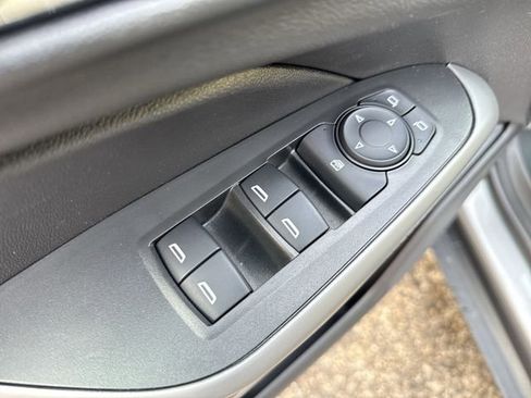 Used 2024 Chevrolet Trax LS image 17