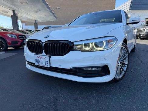 Used 2018 BMW 530i w/ Premium Package RWD image 3