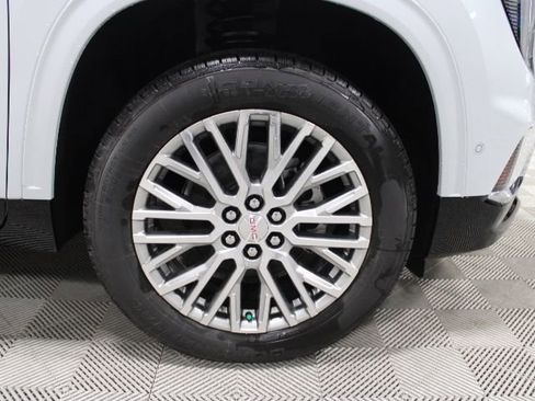 New 2026 GMC Acadia Denali w/ Super Cruise Package AWD/4WD image 44