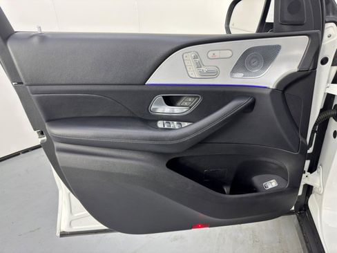 Used 2020 Mercedes-Benz GLE 350 4MATIC w/ Premium Package image 47