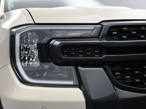 New 2025 Ford Ranger XLT w/ FX4 Off-Road Package image 14