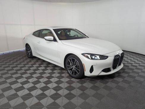 Used 2025 BMW 430i Coupe w/ Convenience Package image 6