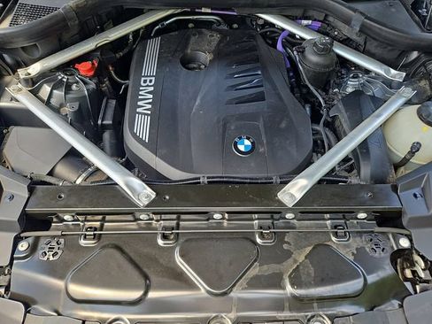 Used 2024 BMW X5 xDrive40i w/ M Sport Package AWD/4WD image 27