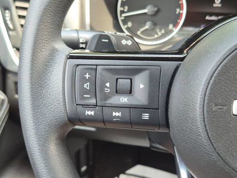 Certified 2023 Nissan Rogue SV AWD/4WD image 15