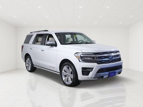 Certified 2024 Ford Expedition Platinum AWD/4WD image 1