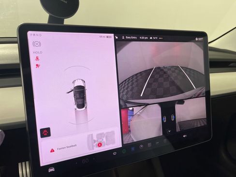 Used 2021 Tesla Model 3 Performance image 27