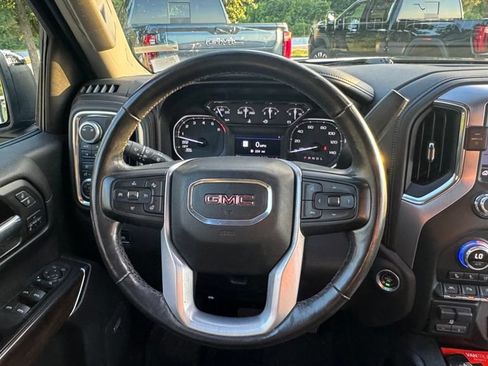 Used 2019 GMC Sierra 1500 SLT w/ SLT Premium Plus Package AWD/4WD image 17