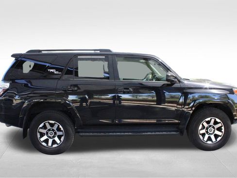 Certified 2024 Toyota 4Runner TRD Off-Road AWD/4WD image 18