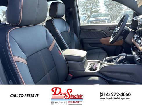 New 2026 GMC Canyon AT4 AWD/4WD image 24