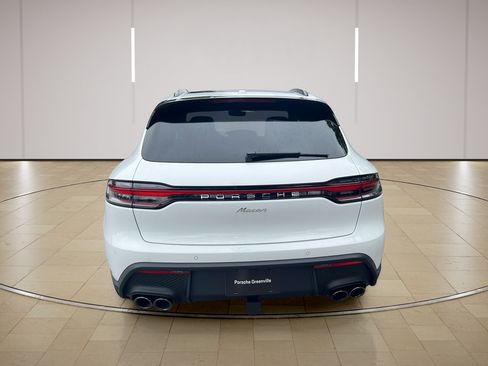 New 2026 Porsche Macan AWD/4WD image 6