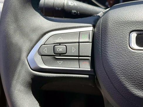 Certified 2025 Jeep Compass Limited AWD/4WD image 21