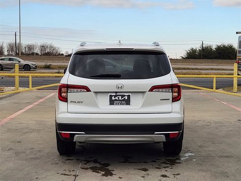 Used 2020 Honda Pilot Touring image 6