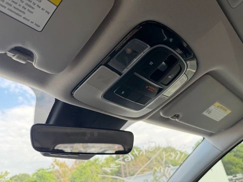 Used 2022 Hyundai Tucson SEL w/ Convenience + Premium Package FWD image 22