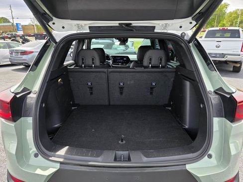 Used 2025 Chevrolet TrailBlazer ACTIV w/ Convenience Package AWD/4WD image 10