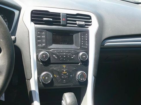 Used 2015 Ford Fusion S FWD image 7