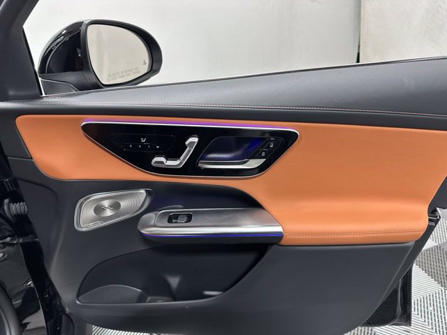 Certified 2025 Mercedes-Benz GLC 350e 4MATIC image 32