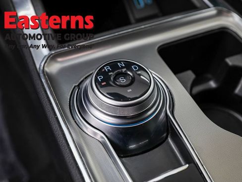 Used 2024 Ford Edge Titanium image 13