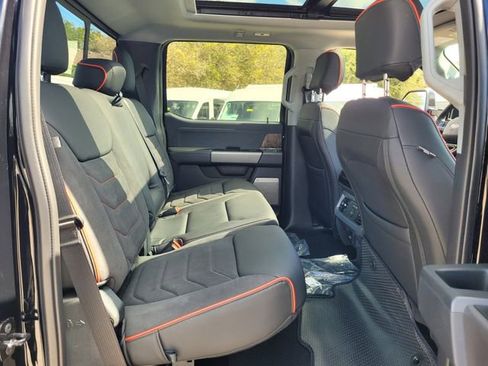 New 2026 Ford F250 Lariat w/ Black Appearance Package image 17