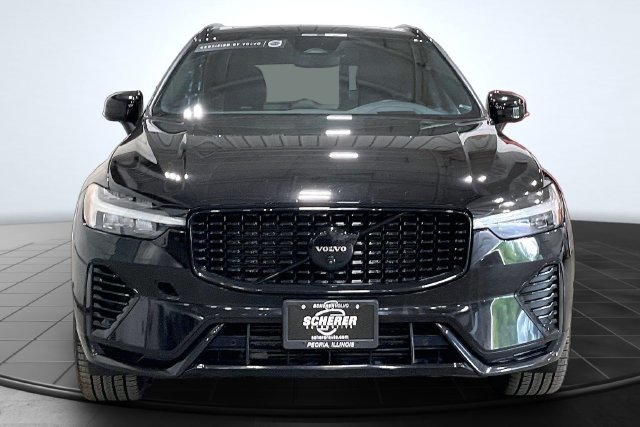 Certified 2024 Volvo XC60 T8 Ultimate AWD/4WD image 4