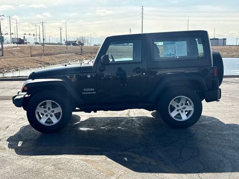 Used 2013 Jeep Wrangler Sport image 8