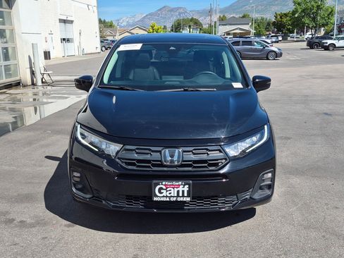 Used 2025 Honda Odyssey EX-L image 12