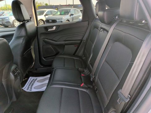 Used 2022 Ford Escape SEL AWD/4WD image 6