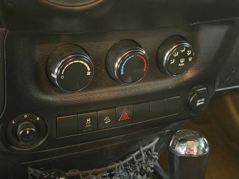 Used 2014 Jeep Wrangler Unlimited Sport w/ Dual Top Group AWD/4WD image 24