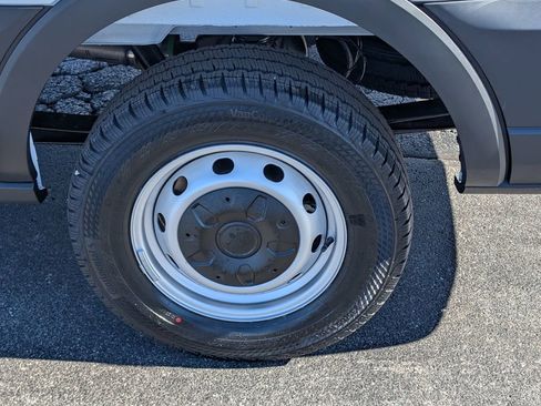 New 2026 Ford Transit 250 148 Medium Roof w/ Load Area Protection Package image 18