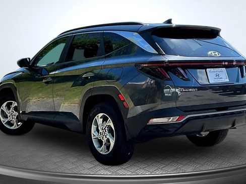 Used 2022 Hyundai Tucson SEL w/ Cargo Package AWD/4WD image 3
