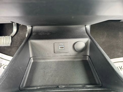 Used 2018 Ford Fusion S image 43