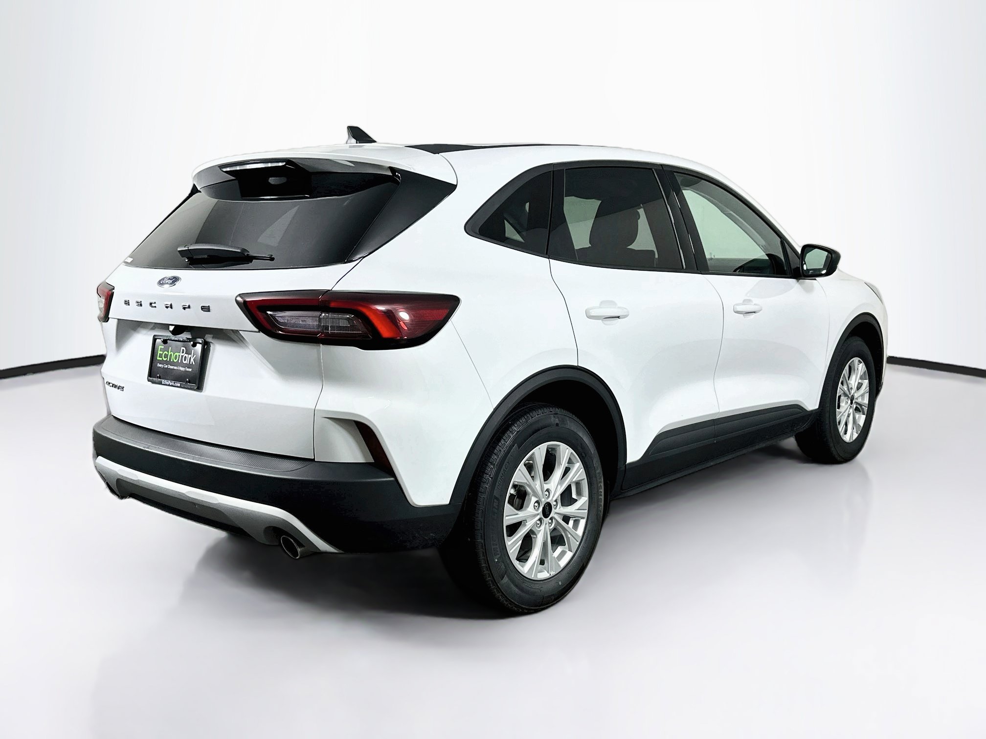 Used 2025 Ford Escape Active FWD image 9