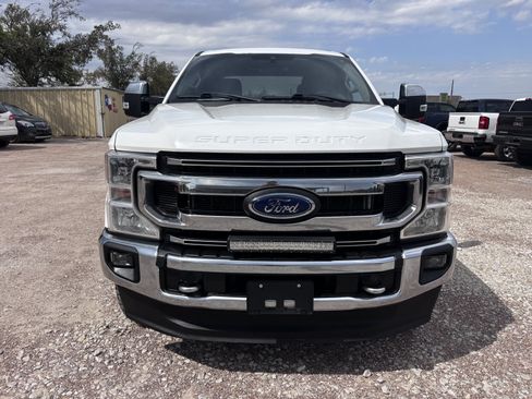 Used 2021 Ford F350 XLT w/ XLT Premium Package AWD/4WD image 9