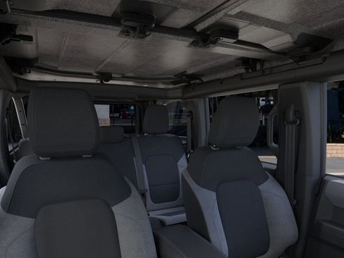 New 2025 Ford Bronco Base image 11