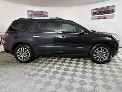 Used 2013 GMC Acadia Denali image 4