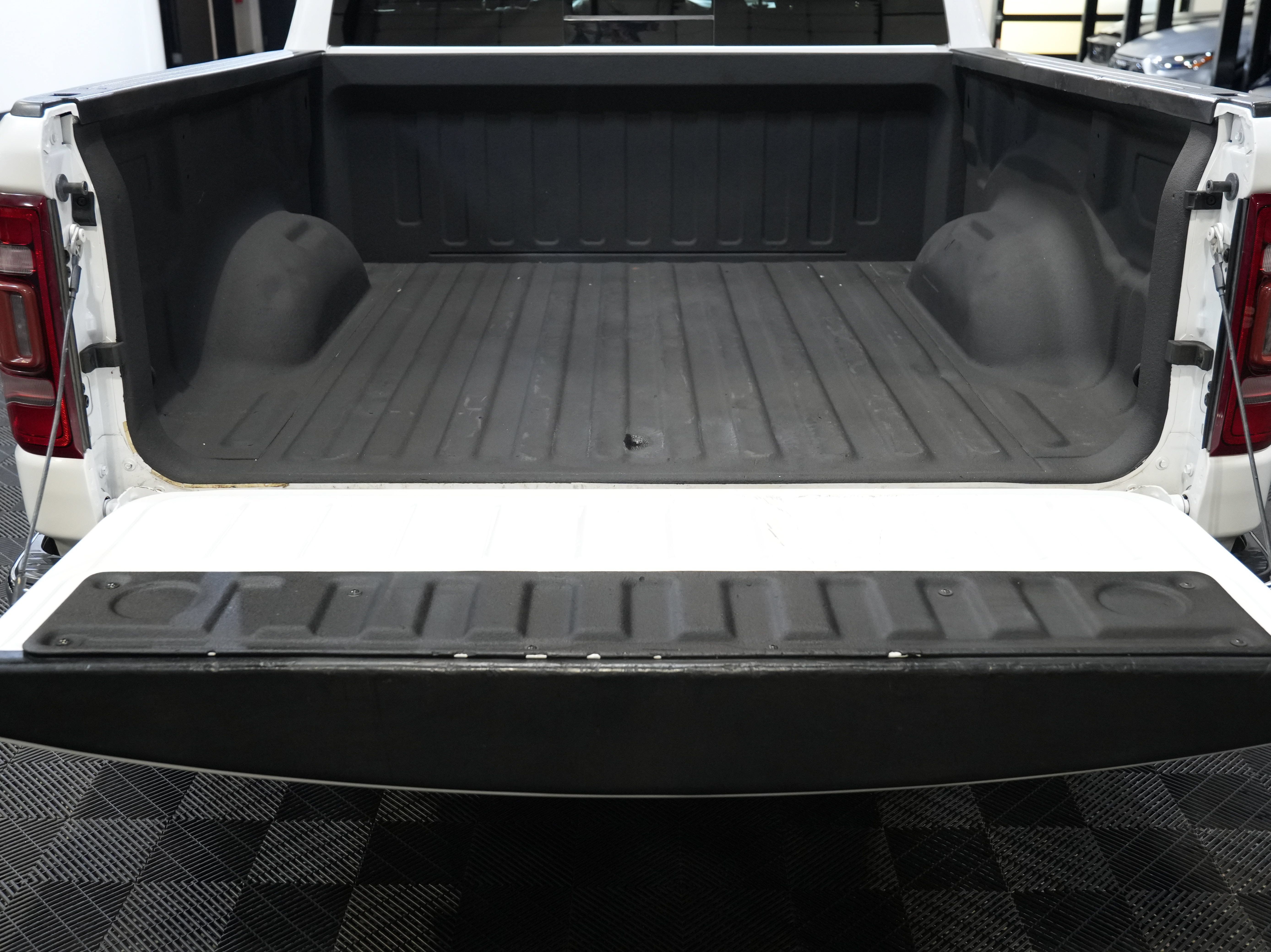 Used 2019 RAM 1500 Limited AWD/4WD image 55