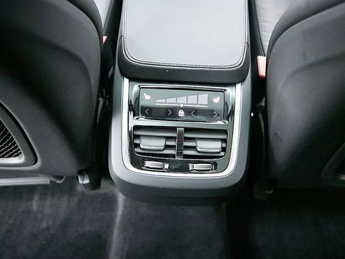 Used 2024 Volvo XC90 B6 Plus w/ Protection Package image 26