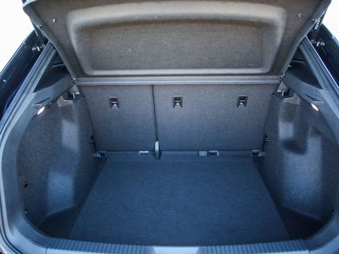 Used 2023 Volkswagen ID.4 2WD image 12