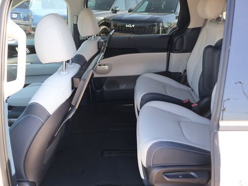 New 2026 Kia Carnival SX Prestige FWD image 13