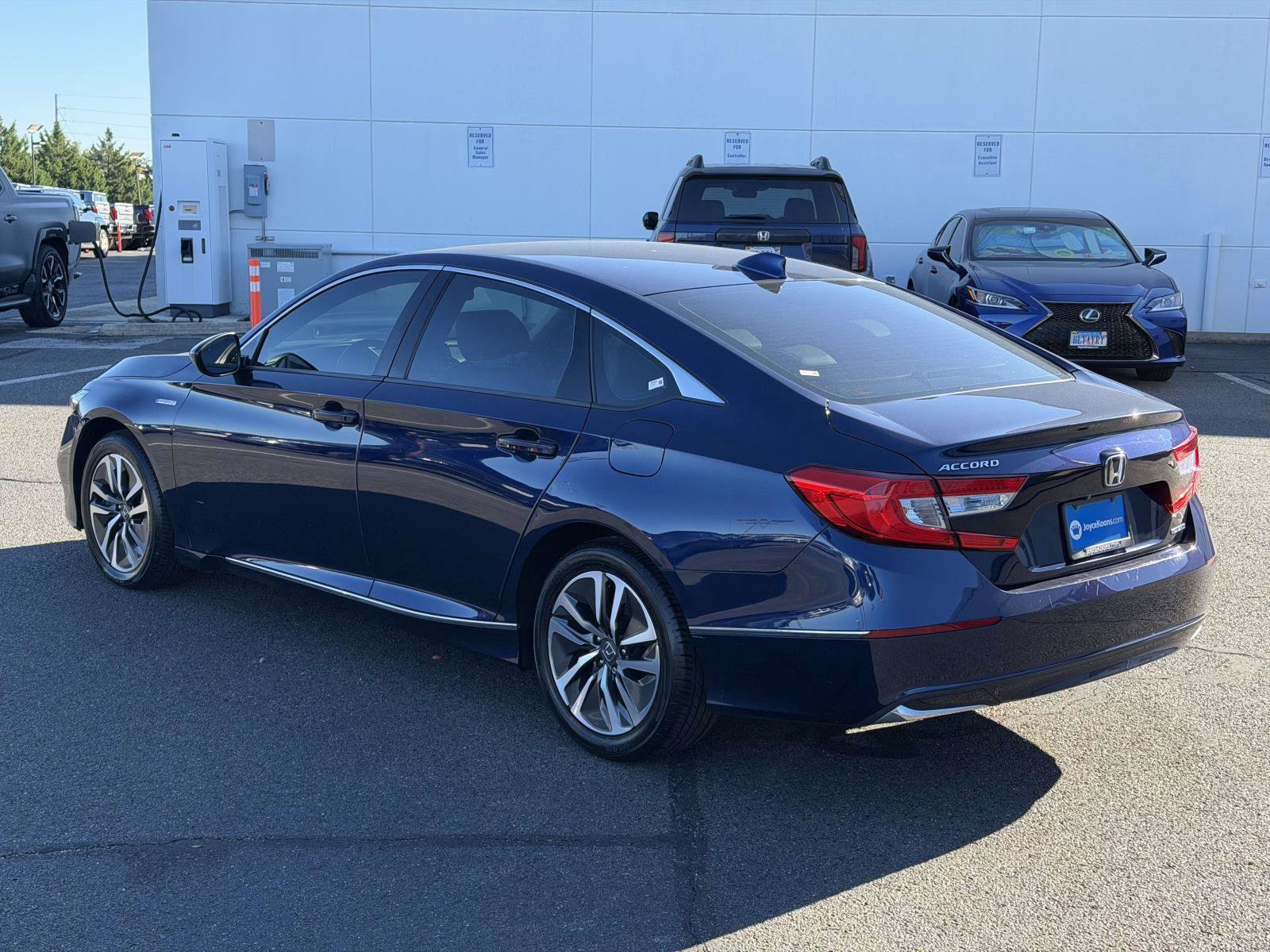 Used 2020 Honda Accord EX image 3