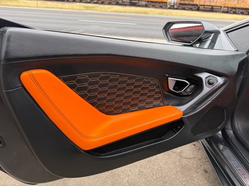 Used 2019 Lamborghini Huracan LP 580-2 image 16