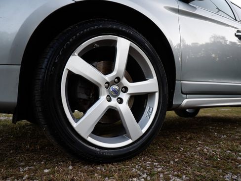 Used 2013 Volvo XC60 T6 image 39