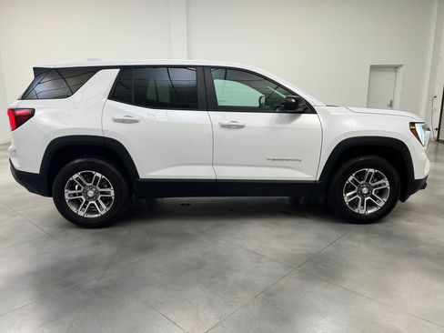 Used 2025 GMC Terrain Elevation AWD/4WD image 8