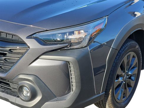 Certified 2023 Subaru Outback Onyx Edition image 9