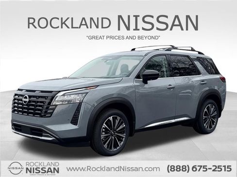 New 2026 Nissan Pathfinder Platinum w/ Cargo Package AWD/4WD image 1