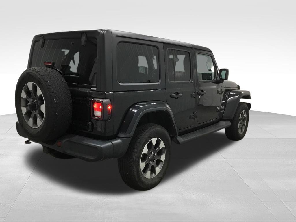 Used 2022 Jeep Wrangler Unlimited Sahara w/ Cold Weather Group AWD/4WD image 40