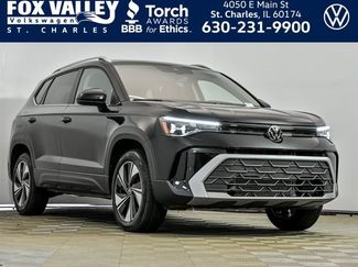 Used 2025 Volkswagen Taos SE w/ Panoramic Sunroof Package video 1