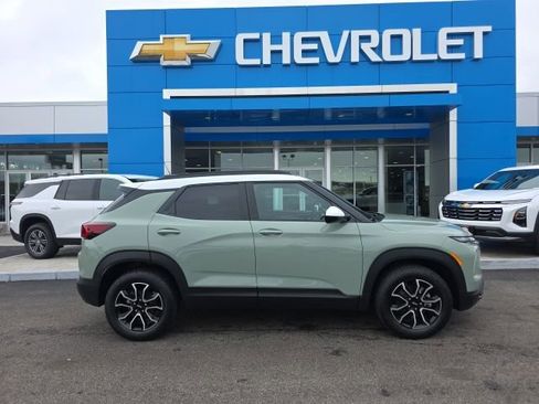 New 2026 Chevrolet TrailBlazer ACTIV w/ Convenience Package image 3