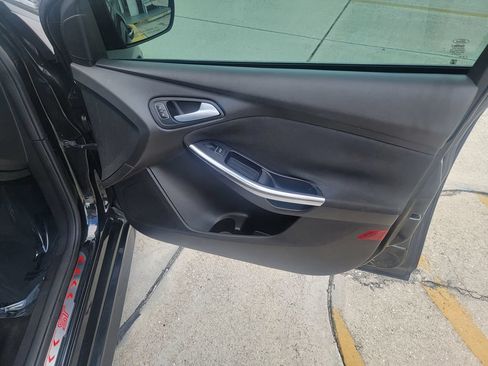 Used 2015 Ford Focus ST w/ Equipment Group 402A FWD image 13